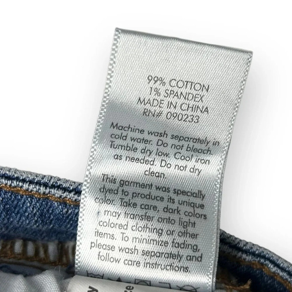 Bullhead Denim Co. High Rise Skinniest Distressed Jeans - Picture 8 of 10